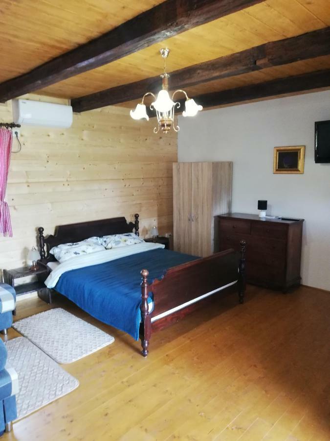 Pod Orehom Drvena Kuca I Sauna Krapina Extérieur photo